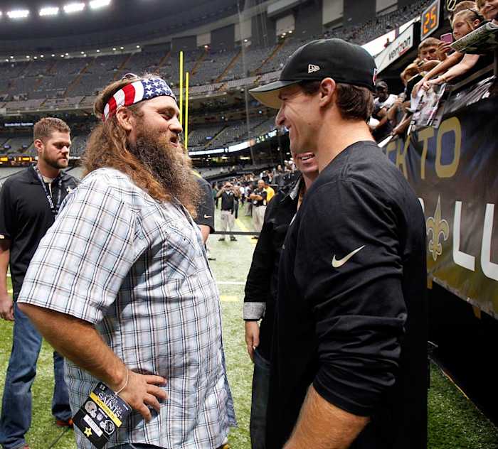 2013-Willie-Robertson-Drew-Brees.jpg